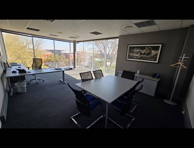 1,990M² OFFICE FOR SALE IN BEDFORDVIEW